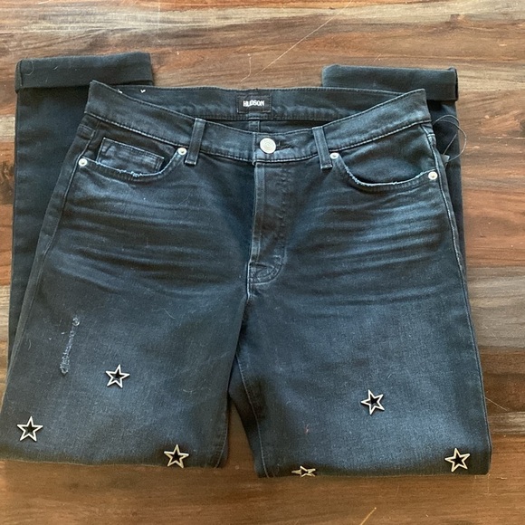 Hudson Riley Grommet Studded Slim Boyfriend Jeans - Picture 7 of 7